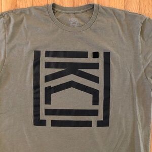 UZin Hanks Glyph Logo T-shirt Men’s 2XL Cotton